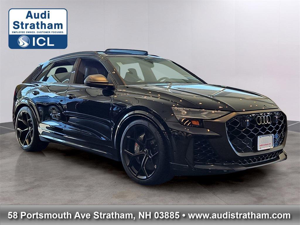 new 2025 Audi RS Q8 car, priced at $151,400