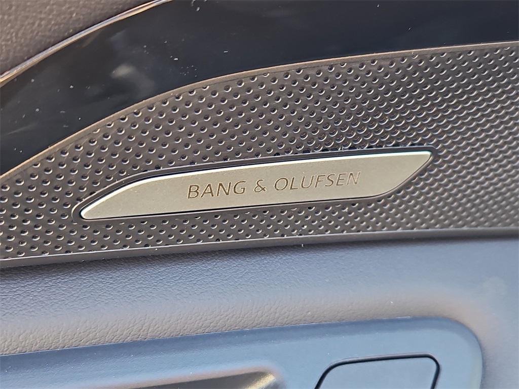 new 2025 Audi Q5 car, priced at $59,596