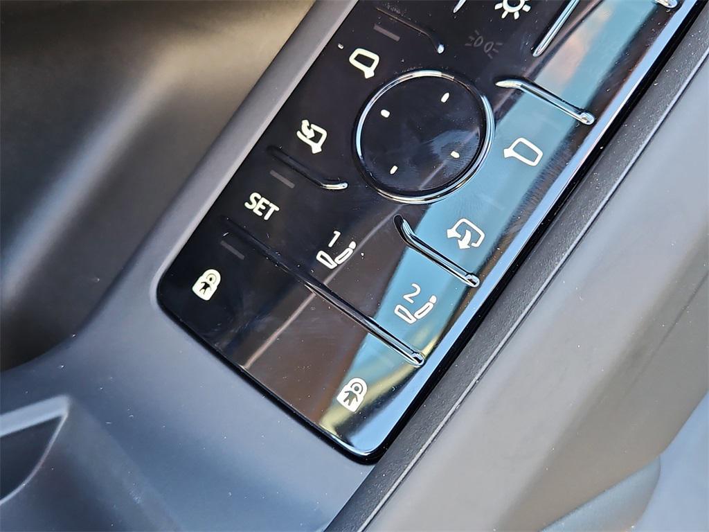 new 2025 Audi Q5 car, priced at $59,596
