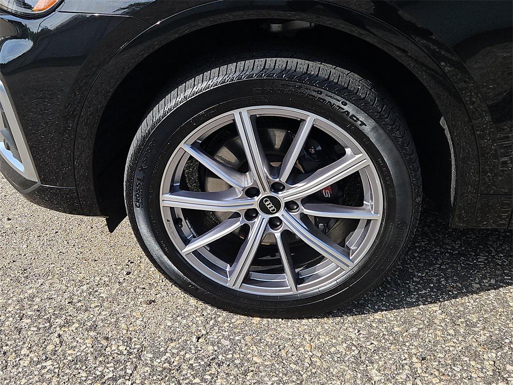 used 2023 Audi SQ5 car, priced at $44,987