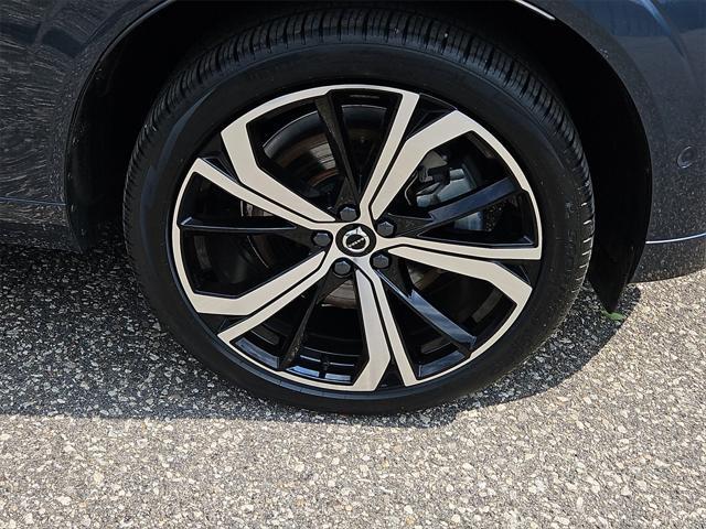 used 2023 Volvo XC60 car, priced at $47,987