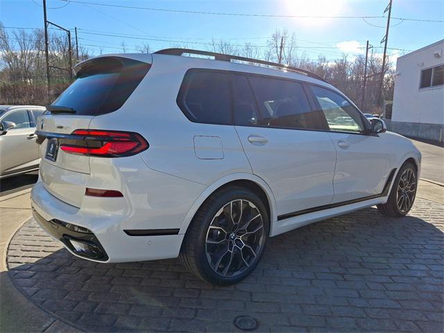 new 2025 BMW X7 car, priced at $94,675