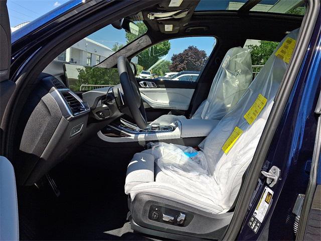 new 2026 BMW X7 car, priced at $99,480
