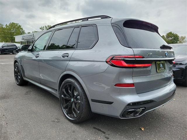 new 2025 BMW X7 car, priced at $123,505