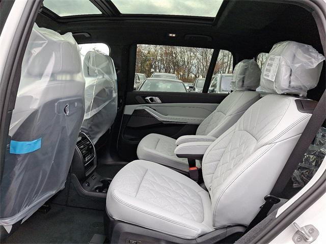 new 2026 BMW X7 car, priced at $98,280
