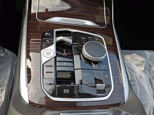 new 2026 BMW X7 car, priced at $90,230