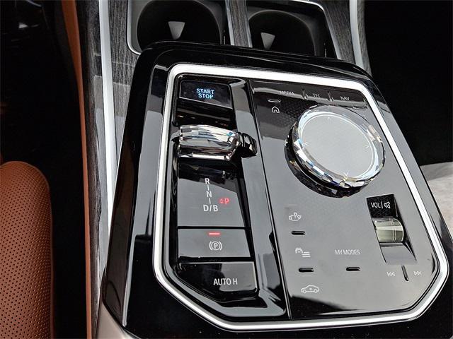 new 2025 BMW i7 car, priced at $116,125