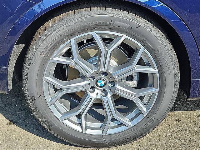 new 2026 BMW X7 car, priced at $96,230