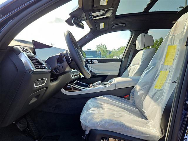new 2026 BMW X7 car, priced at $96,230