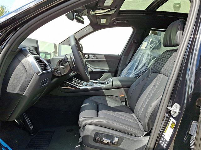 new 2026 BMW X7 car, priced at $122,280