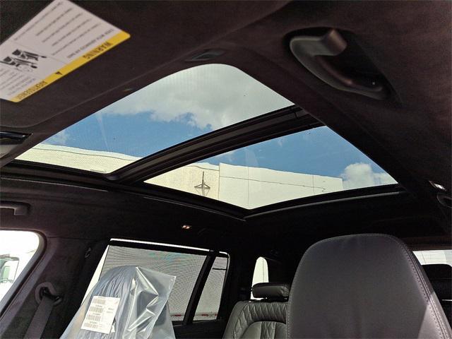 new 2026 BMW X7 car, priced at $122,280