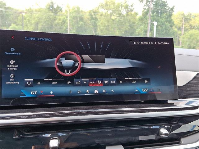 new 2026 BMW X7 car, priced at $122,280