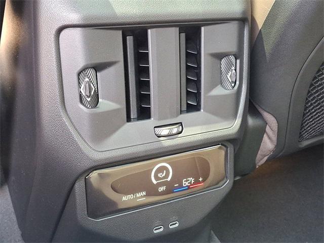 new 2025 BMW X3 car, priced at $55,380