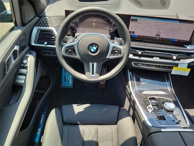 new 2025 BMW X7 car, priced at $118,575