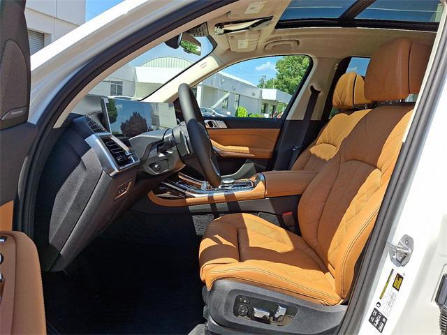 new 2026 BMW X7 car, priced at $90,130