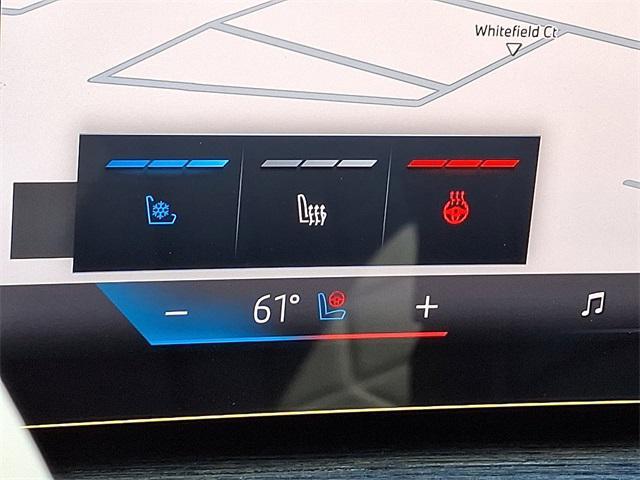 new 2025 BMW 760 car, priced at $134,225