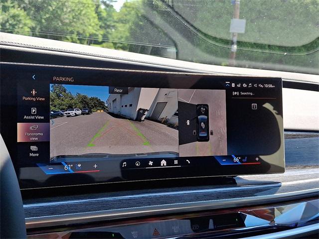 new 2025 BMW 760 car, priced at $134,225