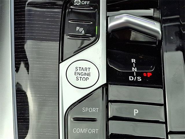 new 2026 BMW X7 car, priced at $98,880