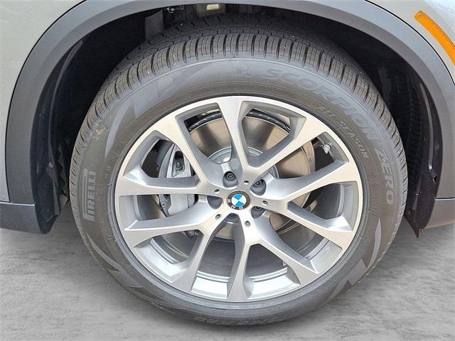 new 2026 BMW X5 car, priced at $76,075