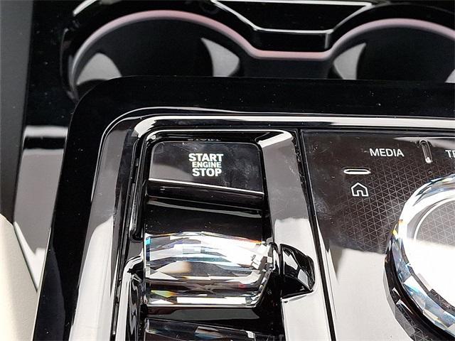 new 2026 BMW 550e car, priced at $87,640