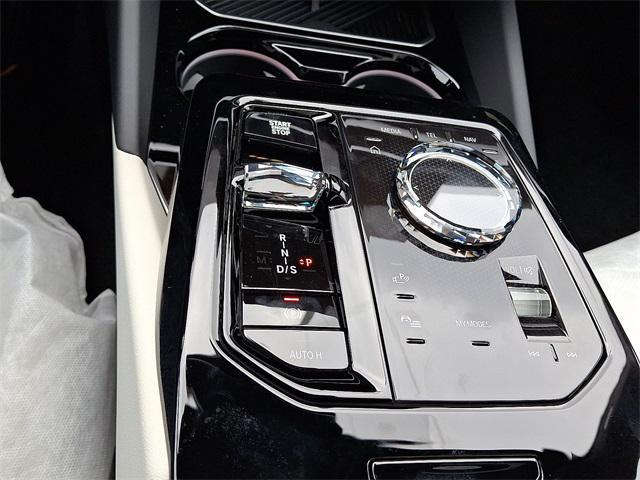 new 2026 BMW 550e car, priced at $87,640