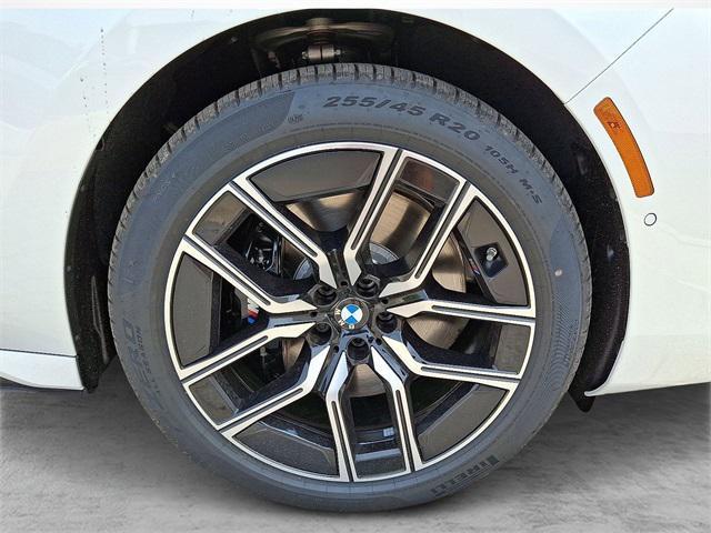 new 2025 BMW 760 car, priced at $131,325