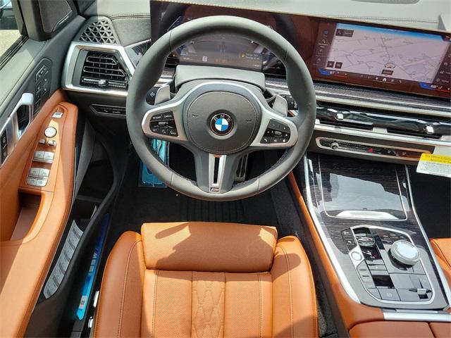 new 2025 BMW X7 car, priced at $119,255