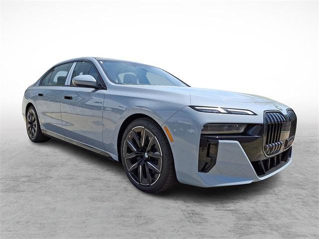new 2025 BMW 760 car, priced at $132,700