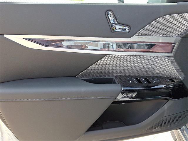 new 2025 BMW 760 car, priced at $132,700