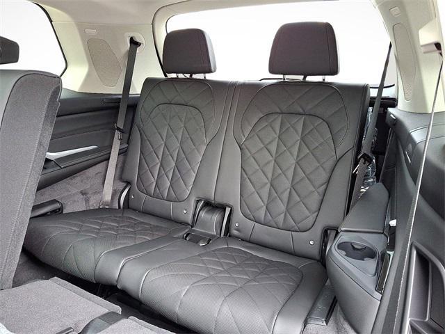 new 2026 BMW X7 car, priced at $93,780