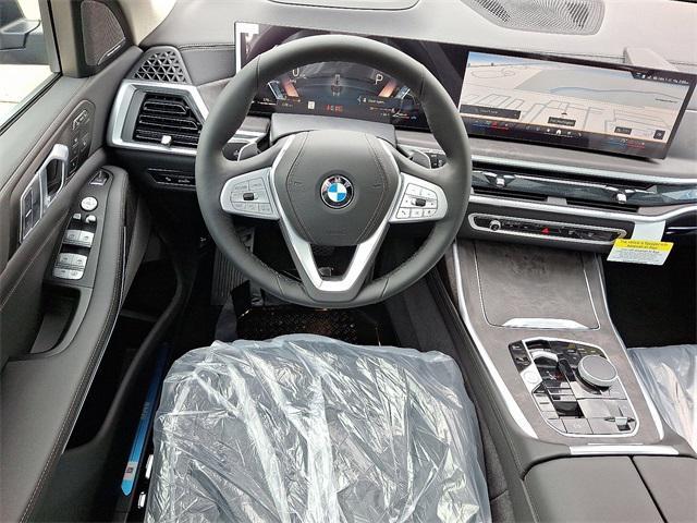 new 2026 BMW X7 car, priced at $93,780