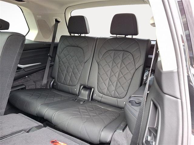 new 2026 BMW X7 car, priced at $91,465