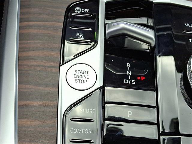 new 2026 BMW X7 car, priced at $91,465