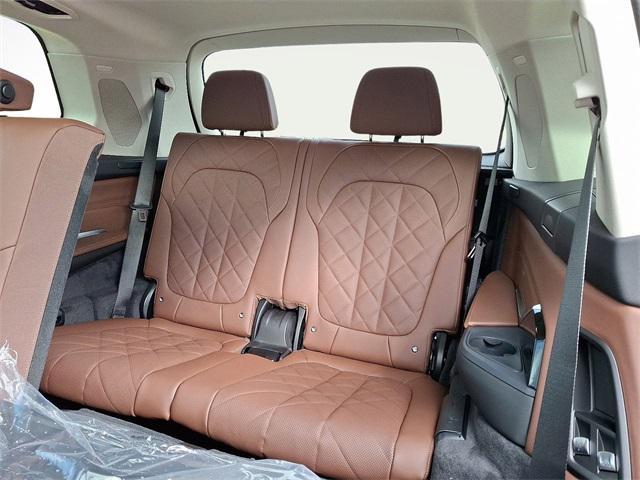 new 2026 BMW X7 car, priced at $92,480