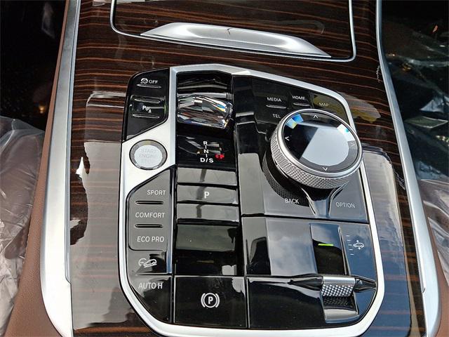 new 2026 BMW X7 car, priced at $92,480