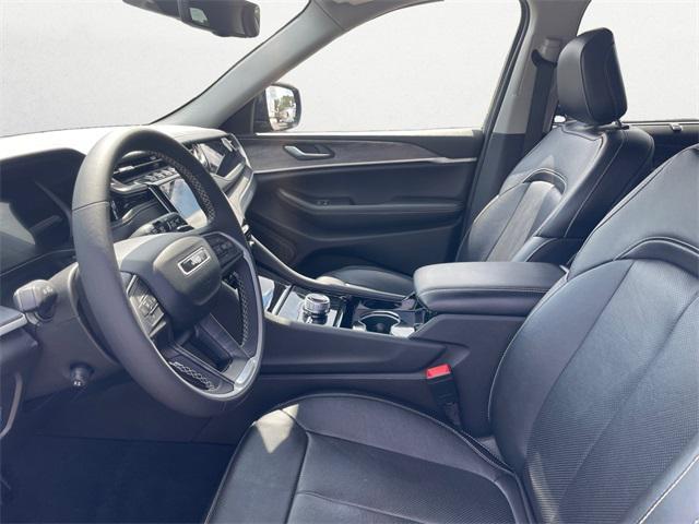 used 2023 Jeep Grand Cherokee car, priced at $37,985