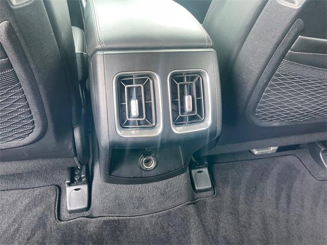 used 2024 Kia Sorento car, priced at $27,622