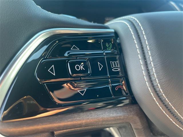 new 2025 Jeep Grand Cherokee car, priced at $56,694