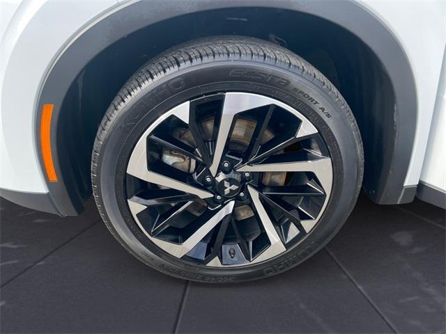 used 2024 Mitsubishi Outlander car, priced at $23,495