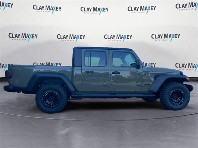 new 2025 Jeep Gladiator car, priced at $46,119