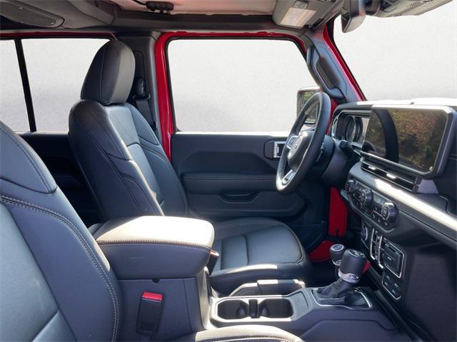 new 2025 Jeep Wrangler car, priced at $56,662