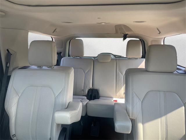 used 2018 Ford Expedition car, priced at $26,500