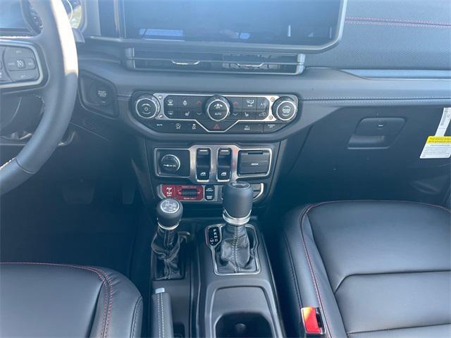 new 2025 Jeep Wrangler car, priced at $58,089