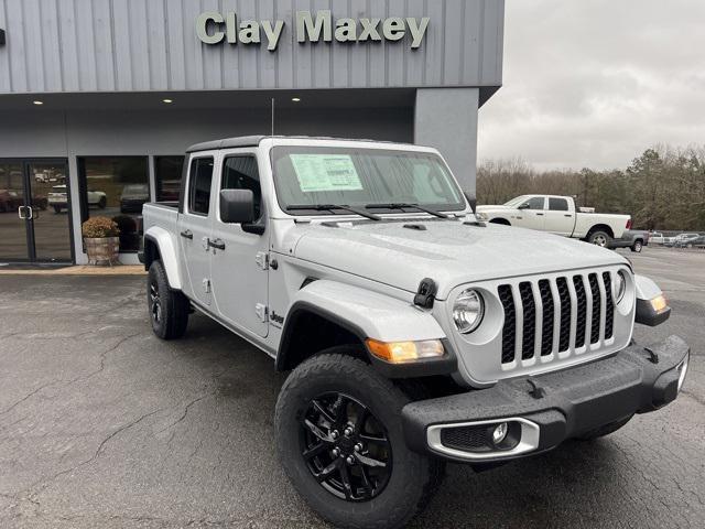 new 2023 Jeep Gladiator car, priced at $57,538
