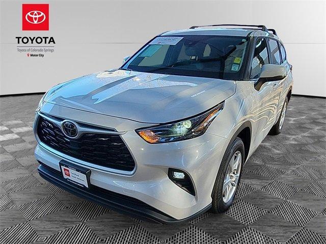 used 2023 Toyota Highlander car, priced at $35,200