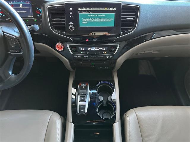 used 2022 Honda Pilot car, priced at $32,000