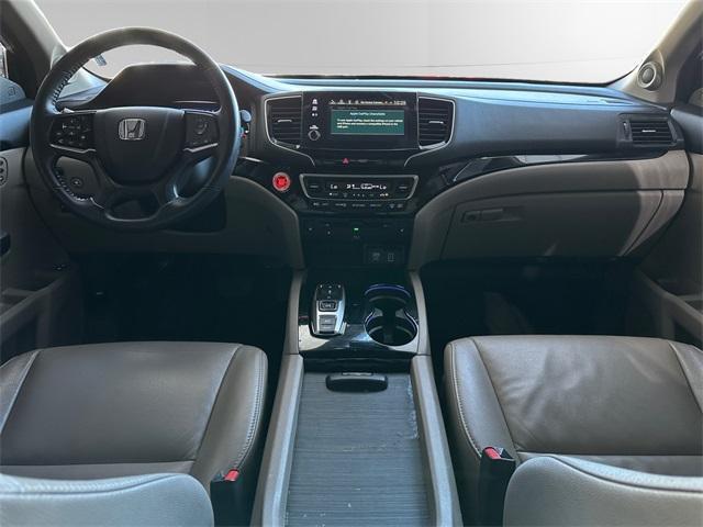 used 2022 Honda Pilot car, priced at $32,000