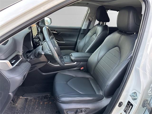 used 2023 Toyota Highlander car, priced at $41,000