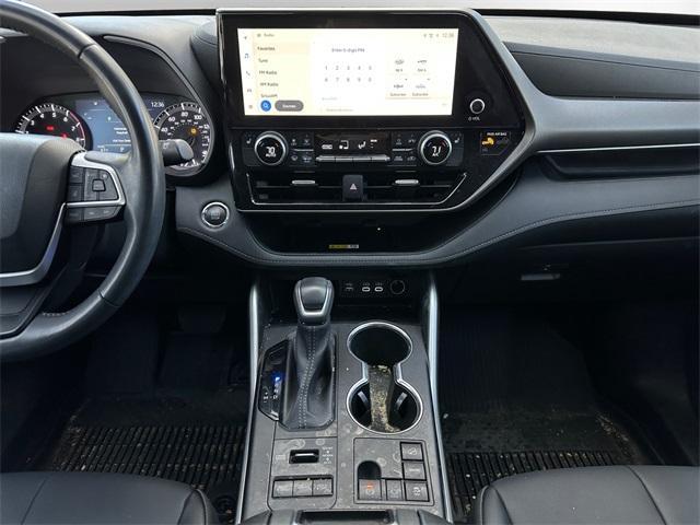 used 2023 Toyota Highlander car, priced at $41,000