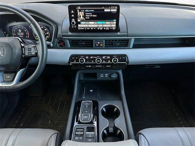 used 2023 Honda Pilot car, priced at $42,700